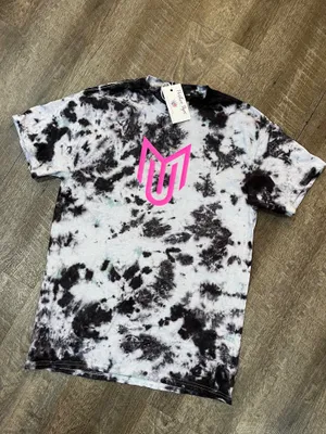 T shirt- scrunch pattern w/ logo